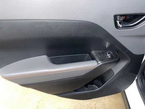 Certified 2025 Subaru Crosstrek 2.5i Limited image 30