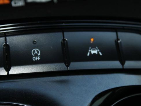 Used 2024 Buick Envista Avenir FWD image 41