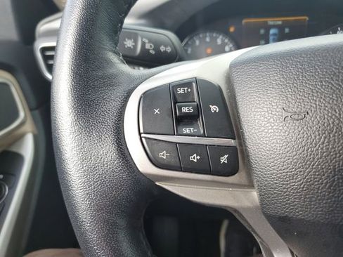 Used 2023 Ford Explorer XLT w/ Equipment Group 202A image 12