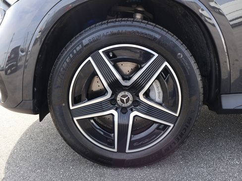 Certified 2025 Mercedes-Benz GLC 300 GLC 300W4 image 9