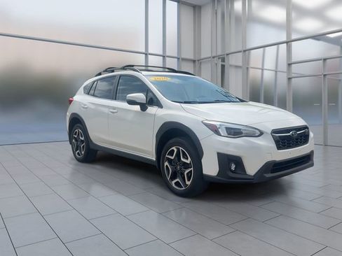 Used 2020 Subaru Crosstrek 2.0i Limited w/ Moonroof Package w/Navigation AWD/4WD image 2