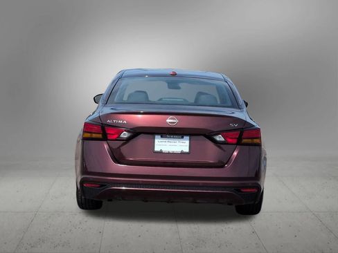 Used 2023 Nissan Altima 2.5 SV FWD image 5