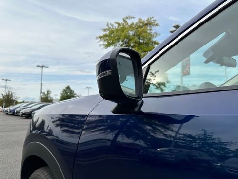 New 2025 Nissan Kicks SR w/ SR Premium Package image 12