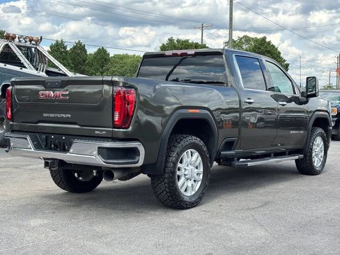 Used 2022 GMC Sierra 2500 SLT AWD/4WD image 4