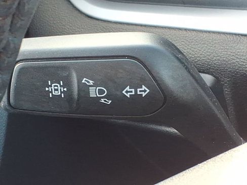 Used 2024 Ford Explorer XLT w/ Equipment Group 202A image 24