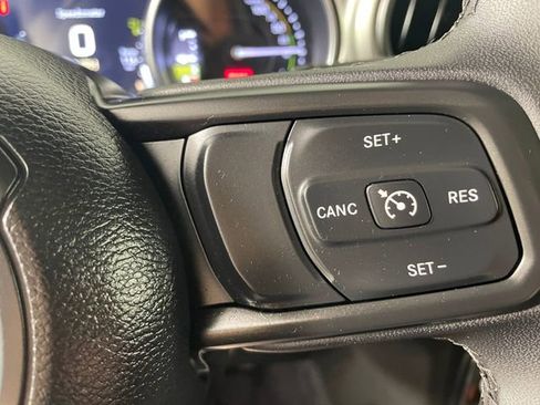 Certified 2023 Jeep Wrangler Unlimited AWD/4WD image 13