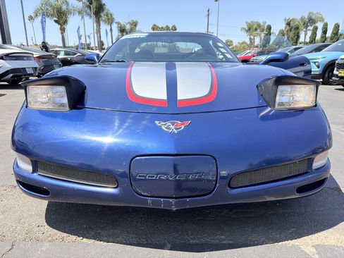 Used 2004 Chevrolet Corvette Z06 w/ Z06 Preferred Equipment Group RWD image 36