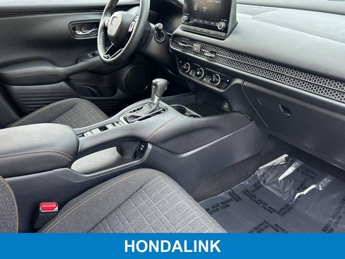 Certified 2024 Honda HR-V Sport image 17