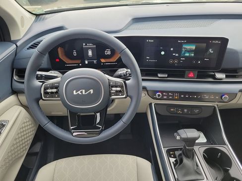 New 2026 Kia Carnival EX image 19