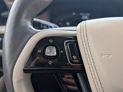 Used 2021 Lincoln Aviator Reserve w/ Equipment Group 202A AWD/4WD image 18