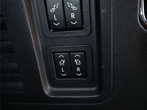 Used 2024 Chevrolet Traverse RS w/ LPO, Floor Liner Package image 30