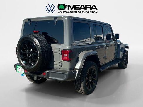 Used 2022 Jeep Wrangler Unlimited Sahara w/ Cold Weather Group AWD/4WD image 5