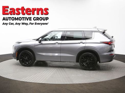 Used 2022 Mitsubishi Outlander SEL image 64