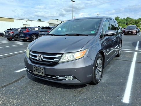 Used 2014 Honda Odyssey Touring image 3