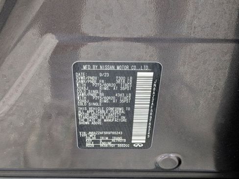 Used 2024 INFINITI QX80 Luxe image 32