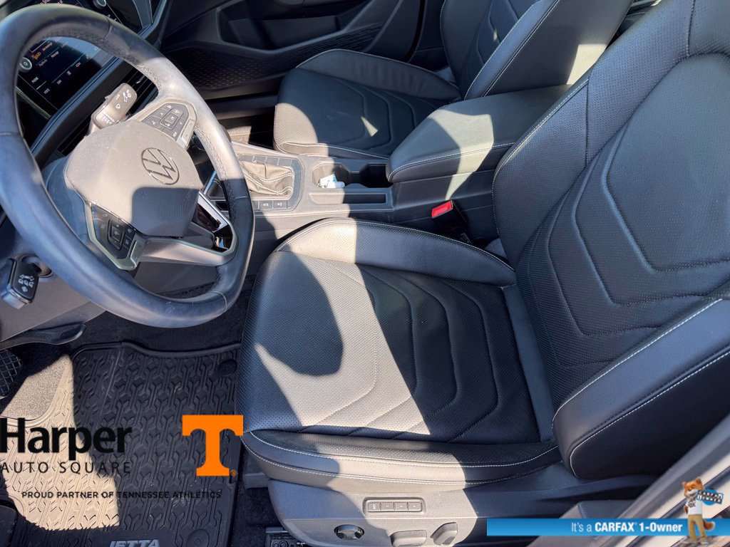 Used 2023 Volkswagen Jetta SEL FWD image 13
