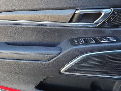 Used 2023 Kia Telluride SX X-Line image 21