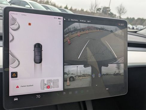 Used 2021 Tesla Model 3 Standard Range Plus image 19