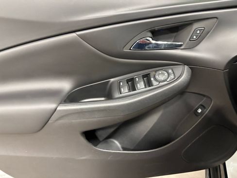 Used 2018 Chevrolet Volt LT w/ LT Driver Confidence Package image 18