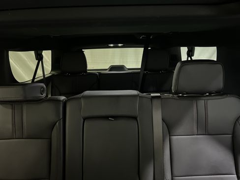 Certified 2025 Chevrolet Suburban RST w/ Sun And Tow Package RWD image 19