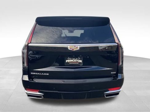 Used 2022 Cadillac Escalade ESV Luxury image 5