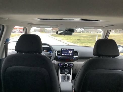 New 2026 Hyundai Venue SEL image 10
