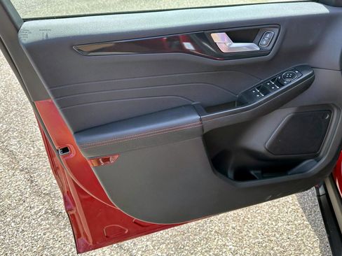 Used 2024 Ford Escape ST-Line w/ Tech Pack #1 image 15