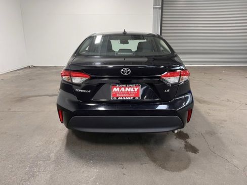 Used 2023 Toyota Corolla LE image 4