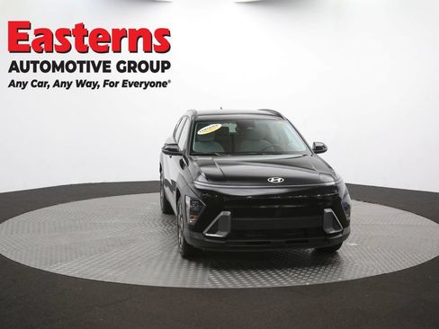 Used 2024 Hyundai Kona SEL FWD image 61