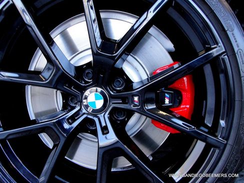 Used 2023 BMW 540i w/ M Sport Package image 17