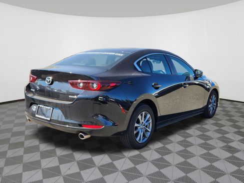 Certified 2025 MAZDA MAZDA3 s FWD image 4