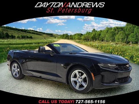 Used 2019 Chevrolet Camaro LT RWD image 1