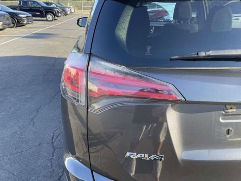Used 2016 Toyota RAV4 XLE image 15