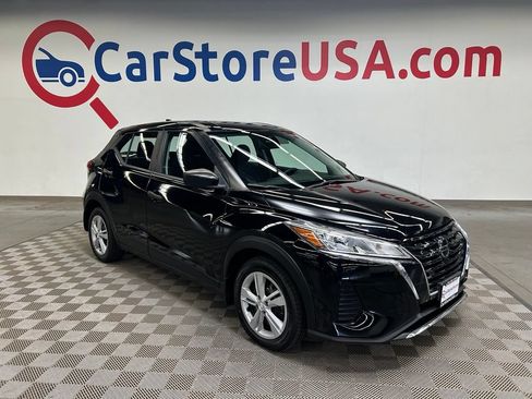 Used 2021 Nissan Kicks S FWD image 1