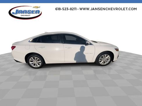 Used 2019 Chevrolet Malibu LT image 9