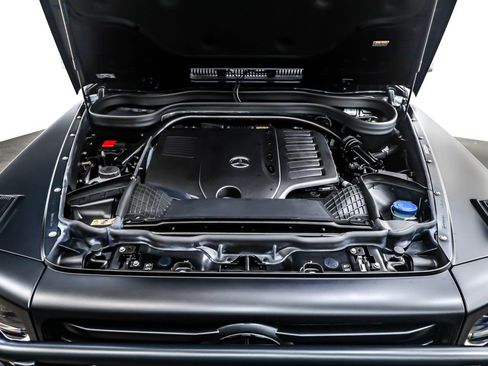 Used 2025 Mercedes-Benz G 550 image 11