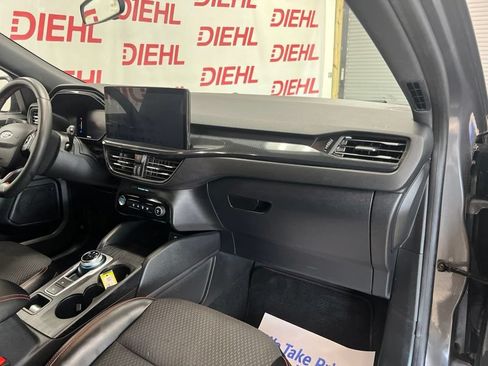 Used 2023 Ford Escape ST-Line w/ Tech Pack #1 AWD/4WD image 14