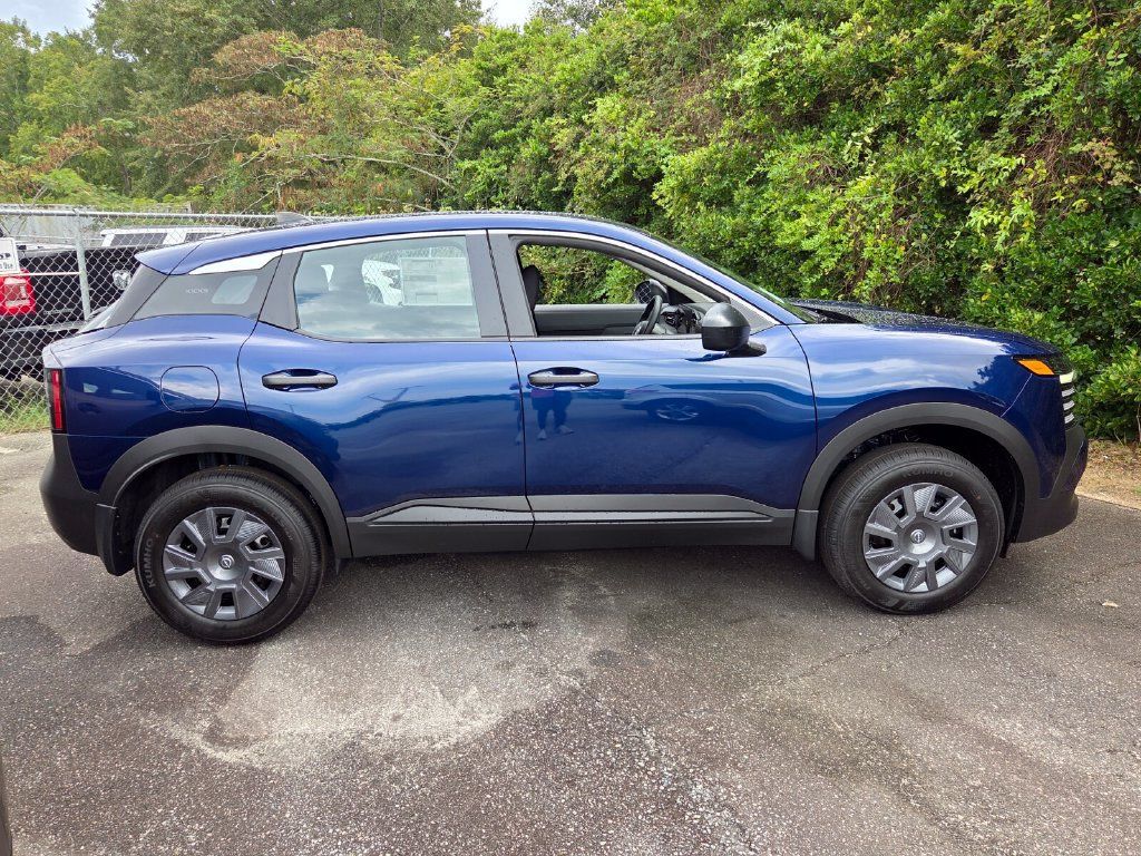 New 2027 Nissan Kicks S FWD image 14