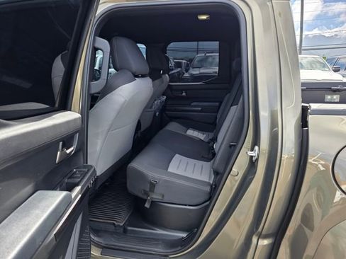 Used 2025 Toyota Tacoma 2WD Double Cab image 10