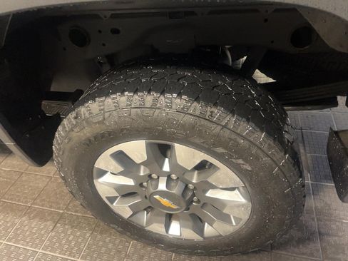 Used 2024 Chevrolet Silverado 2500 LT w/ All Star Edition image 5