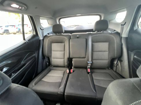 Used 2024 GMC Terrain SLE FWD image 36