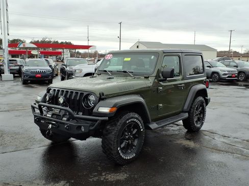 Used 2022 Jeep Wrangler Willys image 8