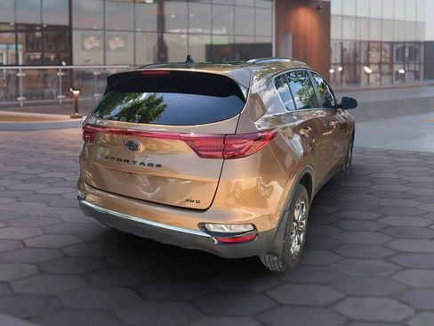Used 2021 Kia Sportage S w/ S AWD Premium Package image 11
