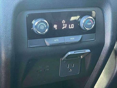 New 2026 Chevrolet Traverse LT w/ Driver Confidence Package image 10