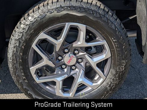 New 2026 GMC Sierra 1500 SLT AWD/4WD image 9