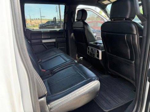 Used 2018 Ford F150 Lariat w/ Equipment Group 502A Luxury AWD/4WD image 22