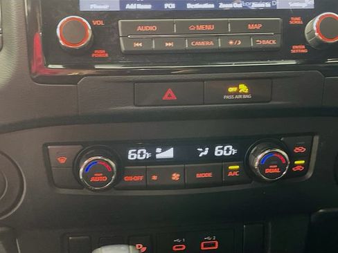 Used 2022 Nissan Frontier Pro-X w/ Technology Package RWD image 17