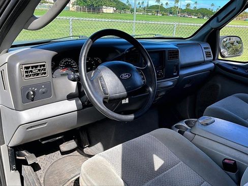 Used 2004 Ford F250 XL image 13