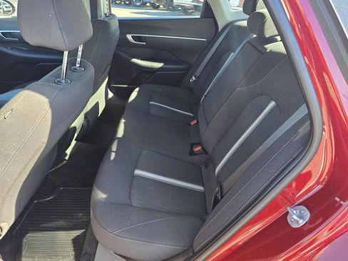 Used 2024 Hyundai Sonata SEL w/ Convenience Package image 12