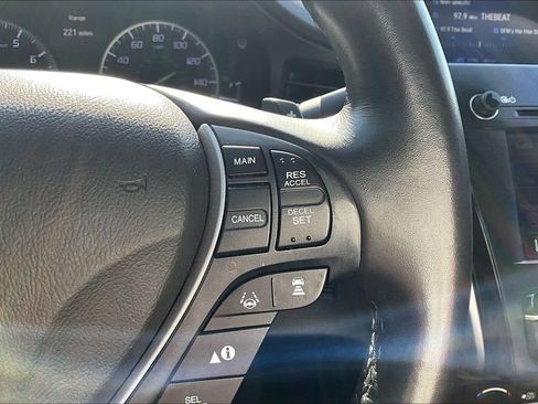 Used 2017 Acura ILX FWD image 24
